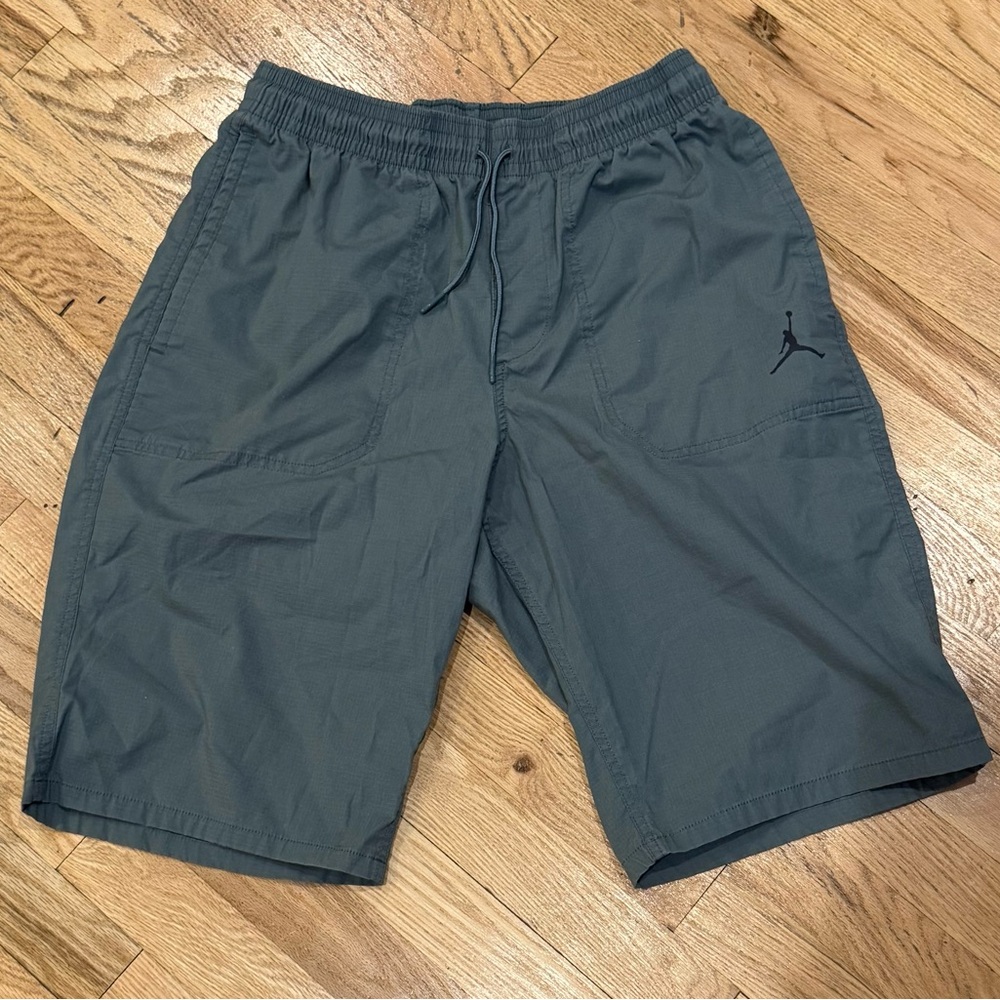 Air Jordan Men's Shorts With String Size 34 Style 724497 Green